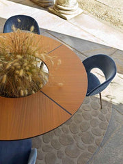 The Wing Dining Table