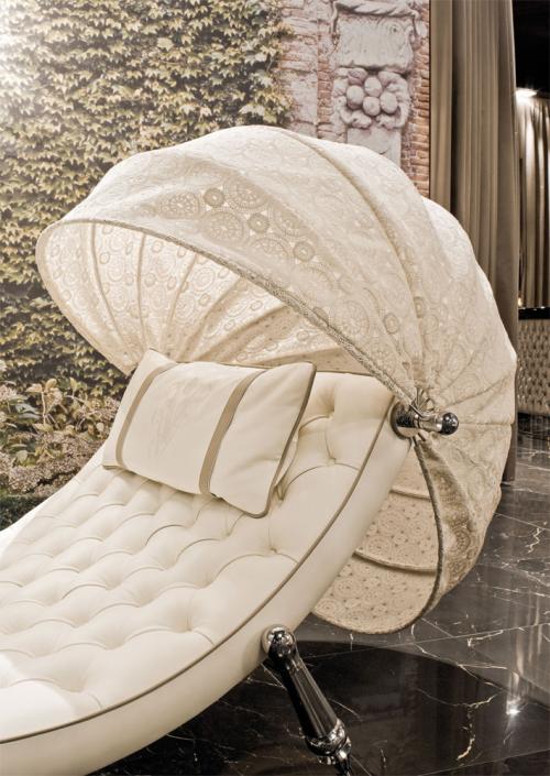 Sveva Velvet Lounger