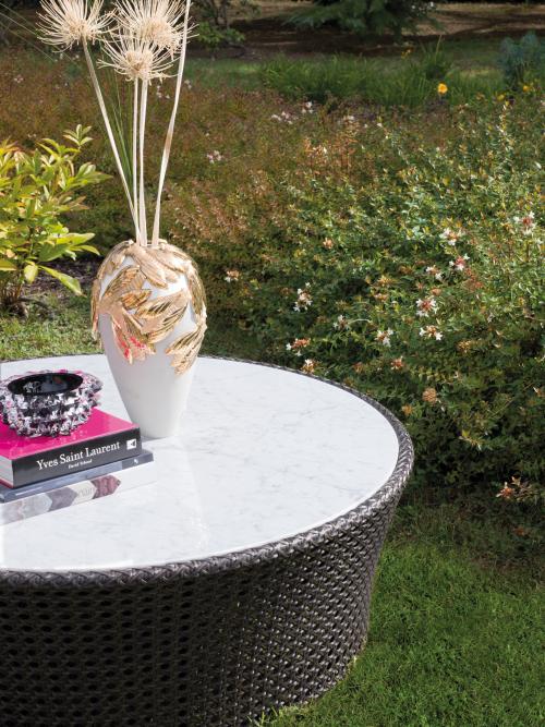 Grandé Verano Round Table